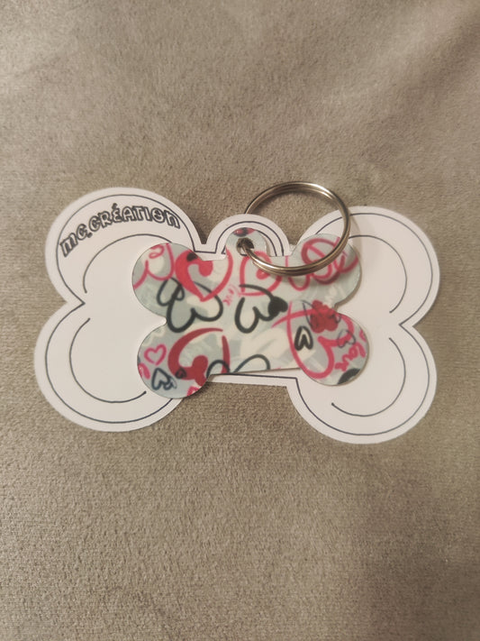 médaille métal chien coeur inversé